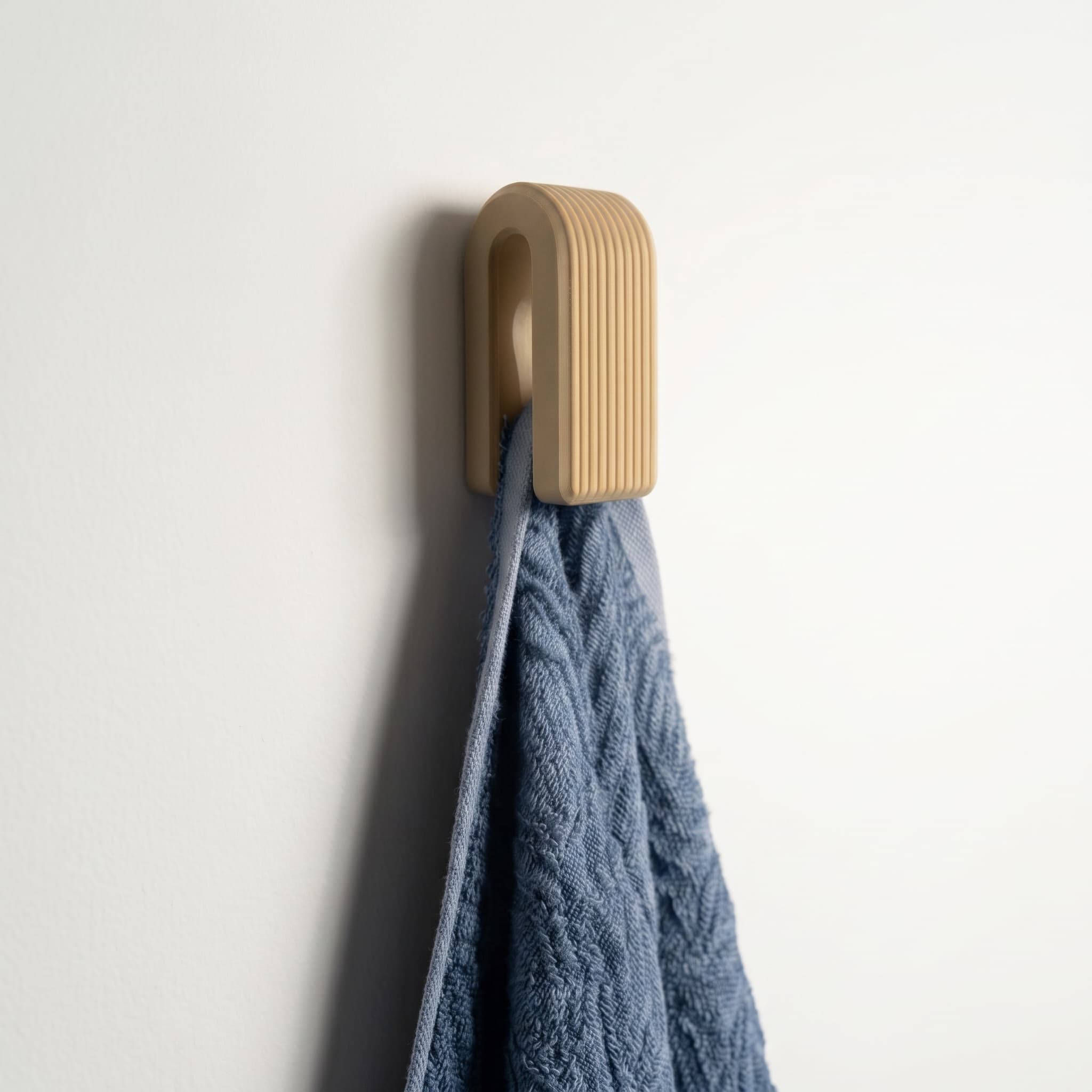 Auto-Locking Gravity Towel & Coat Hook